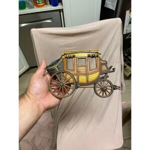 Stagecoach Wall Plaque USED Homco Dart 1975 vintage plastic hanging art